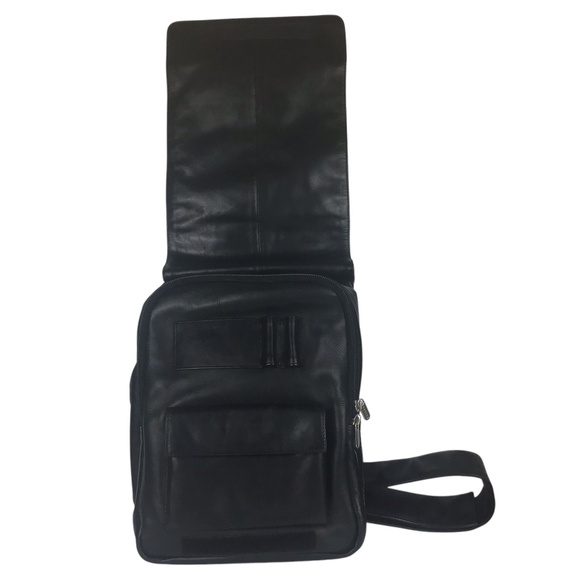 Danier Black Leather Bag - Picture 8 of 16